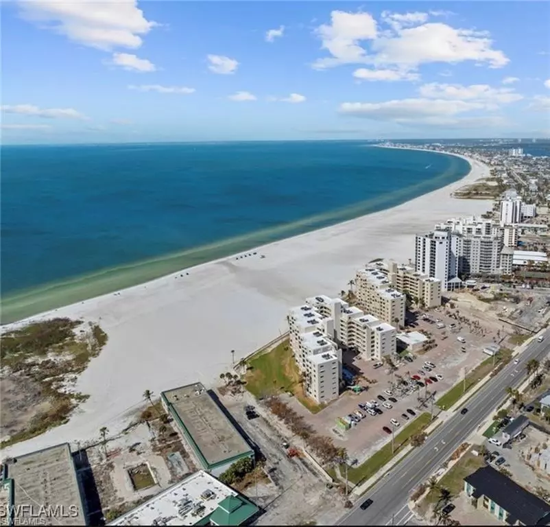 Fort Myers Beach, FL 33931,6672 Estero BLVD #A211