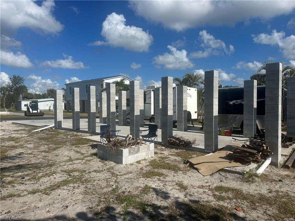 Fort Myers, FL 33908,13641 Knot DR