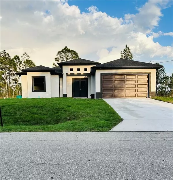 316 Moore AVE, Lehigh Acres, FL 33936