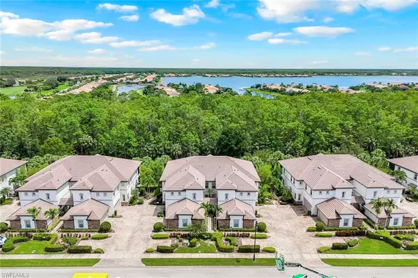 9532 Ironstone TER #8-102, Naples, FL 34120