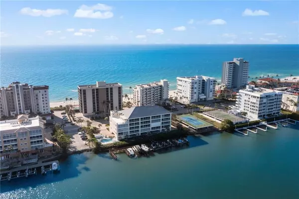 9700 Gulf Shore DR #101,  Naples,  FL 34108