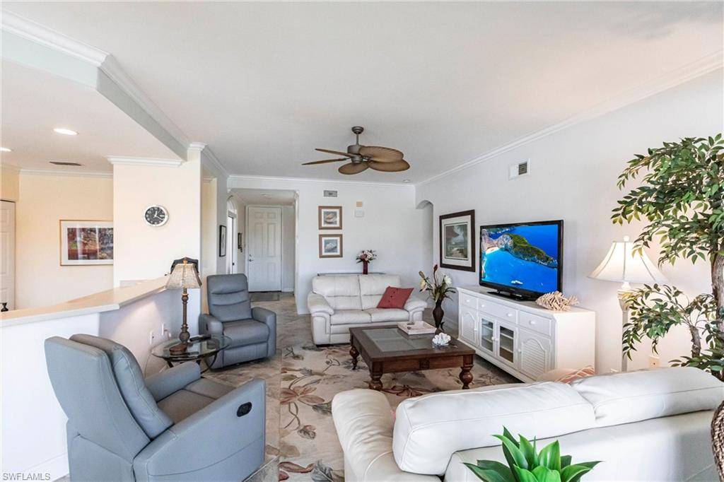 Estero, FL 33928,21770 Southern Hills DR #103