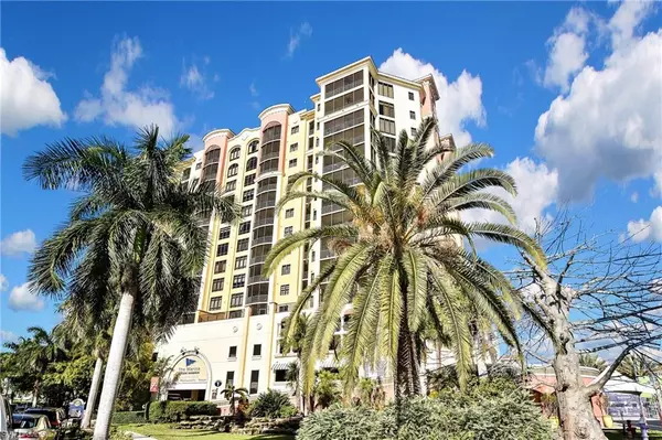 Cape Coral, FL 33914,5781 Cape Harbour DR #805