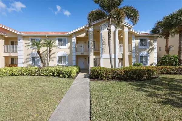 7756 Jewel LN #204, Naples, FL 34109