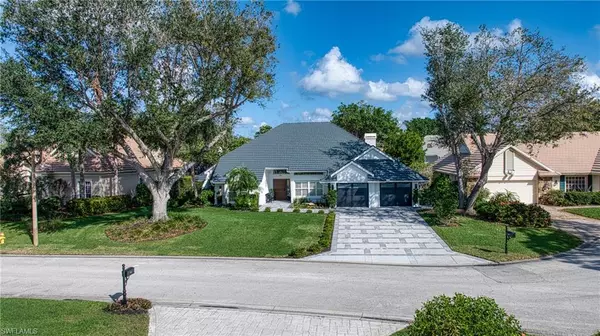 Naples, FL 34108,807 Arrowhead LN
