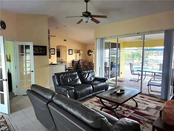 Cape Coral, FL 33904,142 SE 30th TER