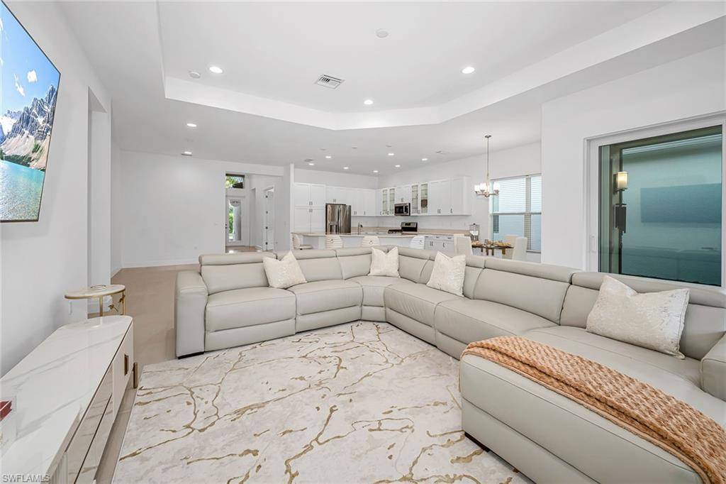 Bonita Springs, FL 34135,28604 Moraga LN