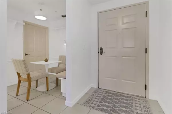 Naples, FL 34110,1001 Arbor Lake DR #1507