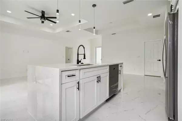 Fort Myers, FL 33905,3744 Kilarney ST