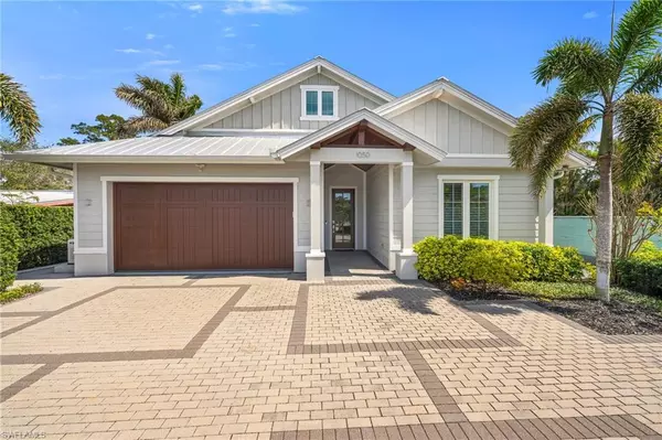 Naples, FL 34102,1050 11th ST N