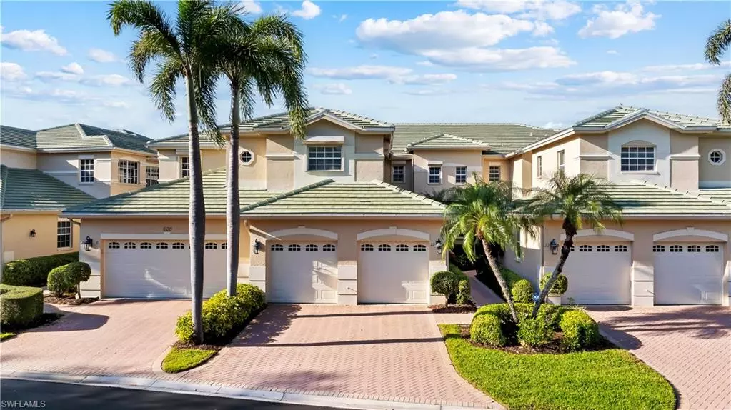Naples, FL 34119,600 Vintage Reserve LN #22A
