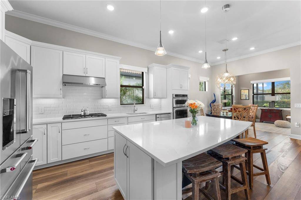 Naples, FL 34120,9721 Everglades DR