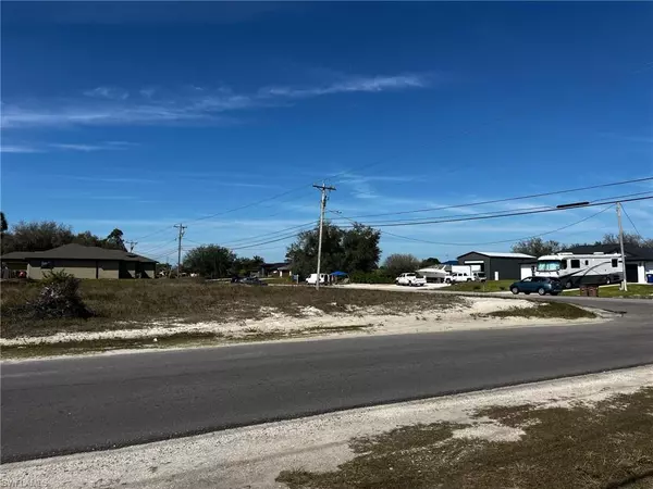 Lehigh Acres, FL 33976,2701 40th ST SW