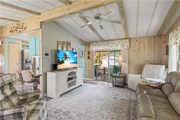 North Fort Myers, FL 33917,7713 Ebson DR