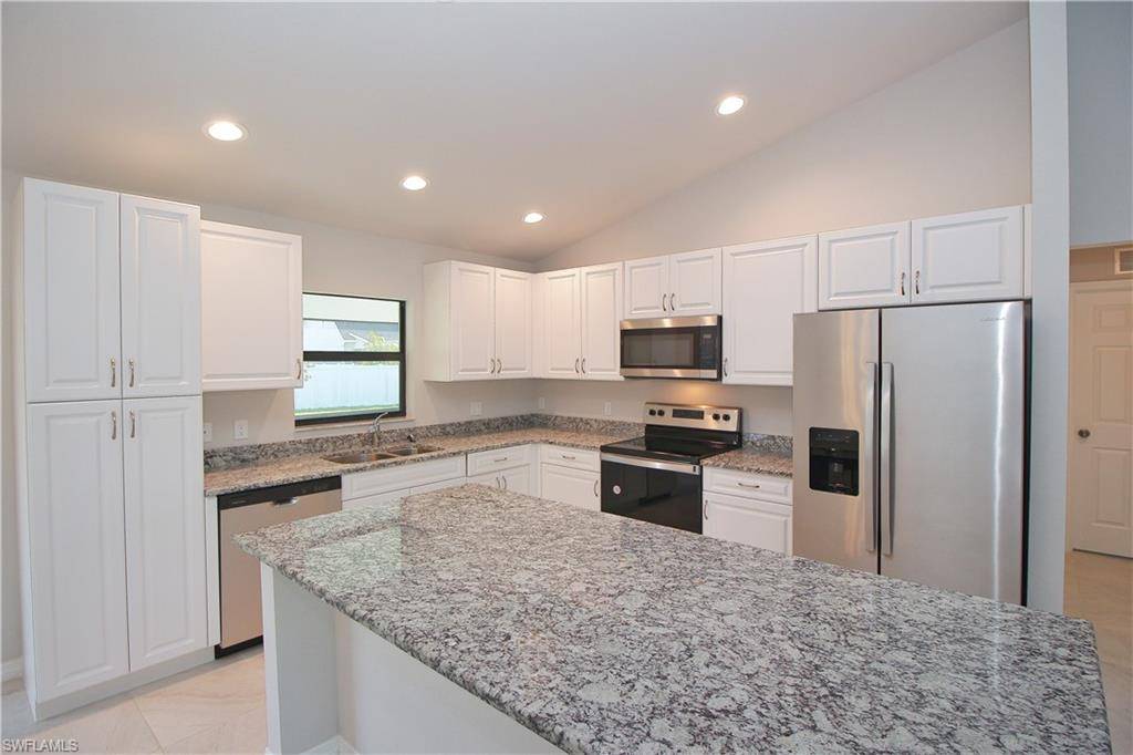 Cape Coral, FL 33991,2314 SW 18th ST