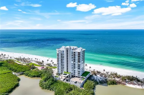 10 Seagate DR #PH 2N, Naples, FL 34103