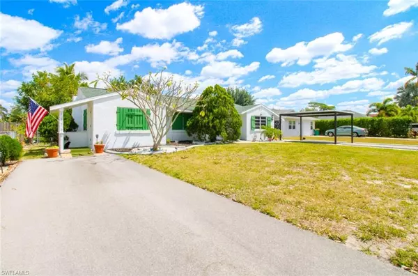 3577 Hibiscus AVE #2, Naples, FL 34104