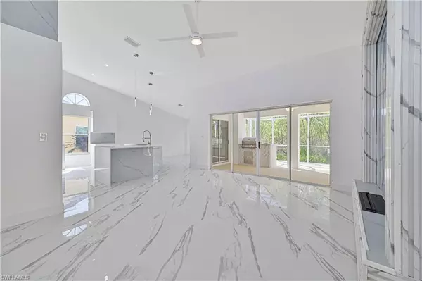 North Fort Myers, FL 33917,3832 Sabal Springs BLVD