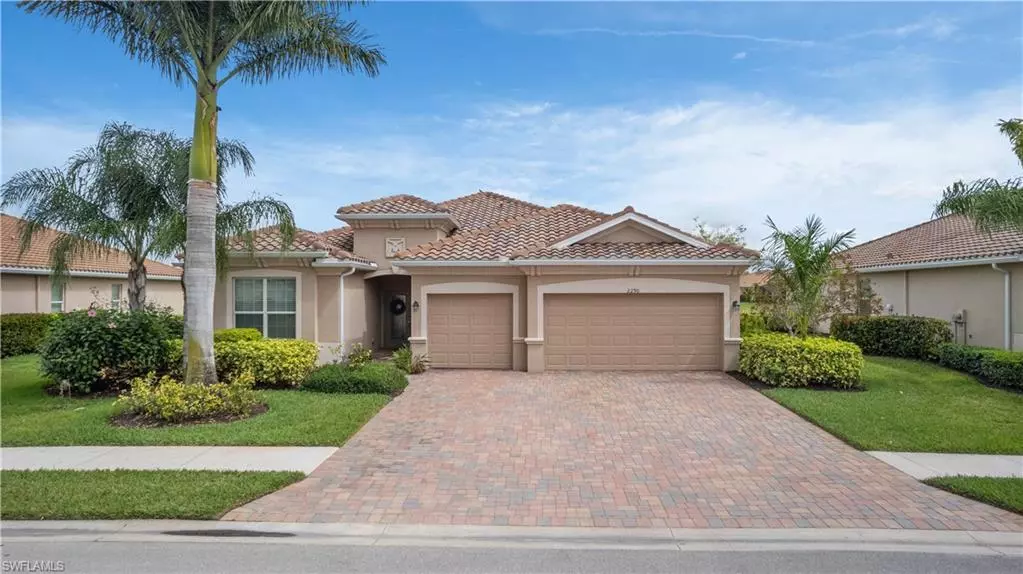 2290 Vermont LN, Naples, FL 34120
