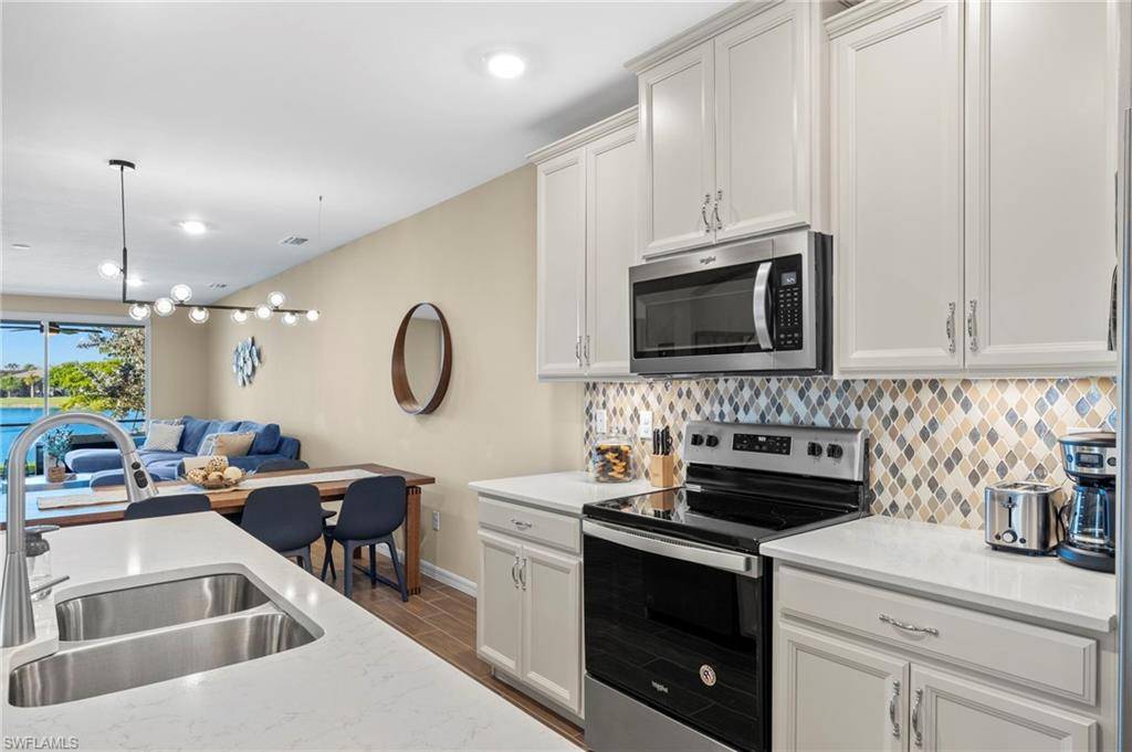 Naples, FL 34114,14644 Edgewater CIR