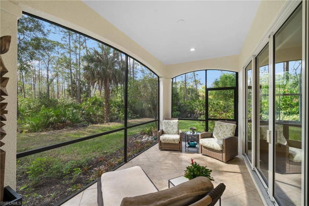 Naples, FL 34109,2886 Castillo CT #101