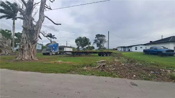 South Bay, FL 33493,415 E 4th AVE