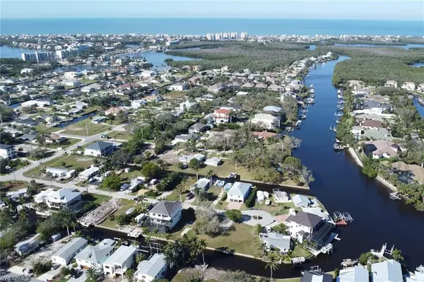 Bonita Springs, FL 34134,27566 Tarpon WAY