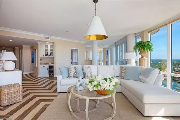 Naples, FL 34103,4951 Gulf Shore BLVD N #1801