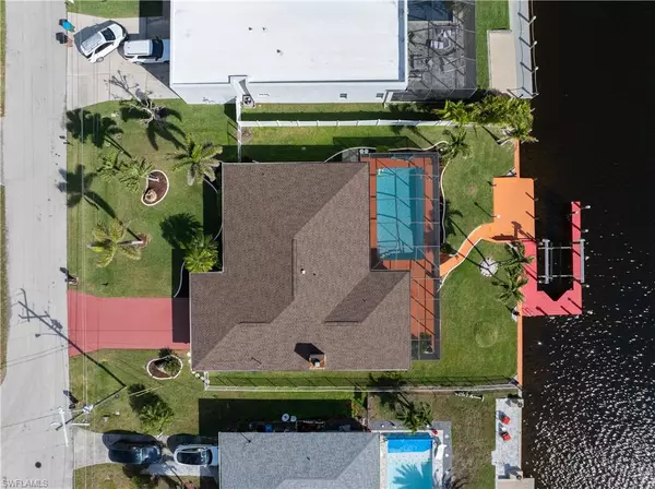 4627 SW 5th PL, Cape Coral, FL 33914