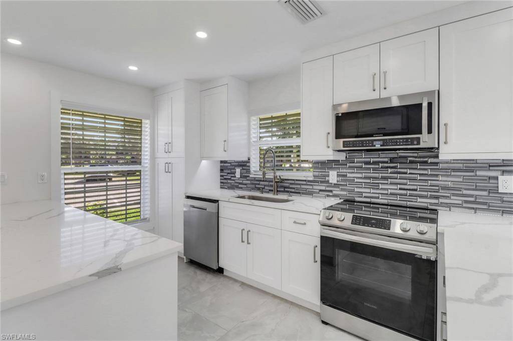 Naples, FL 34112,2838 Arbutus ST #A2