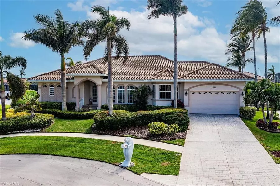 1557 Kingston CT, Marco Island, FL 34145
