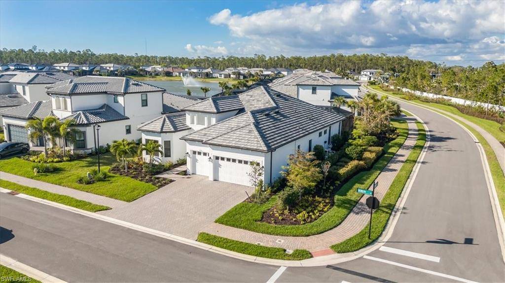 16136 Verilyn CIR, Naples, FL 34110