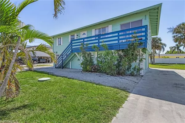 Bokeelia, FL 33922,7431 Barrancas AVE