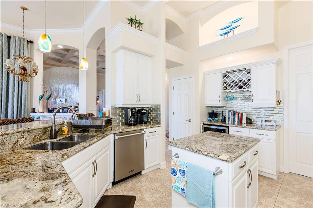 Marco Island, FL 34145,1548 Kingston CT