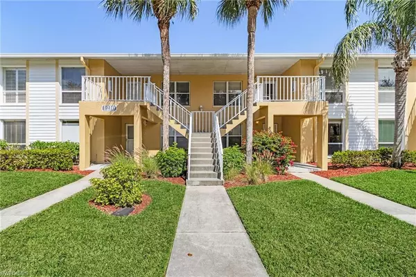 Naples, FL 34110,1210 Yesica Ann CIR #C204