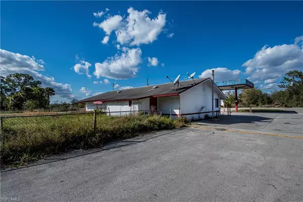 Moore Haven, FL 33471,9835 W State Road 78