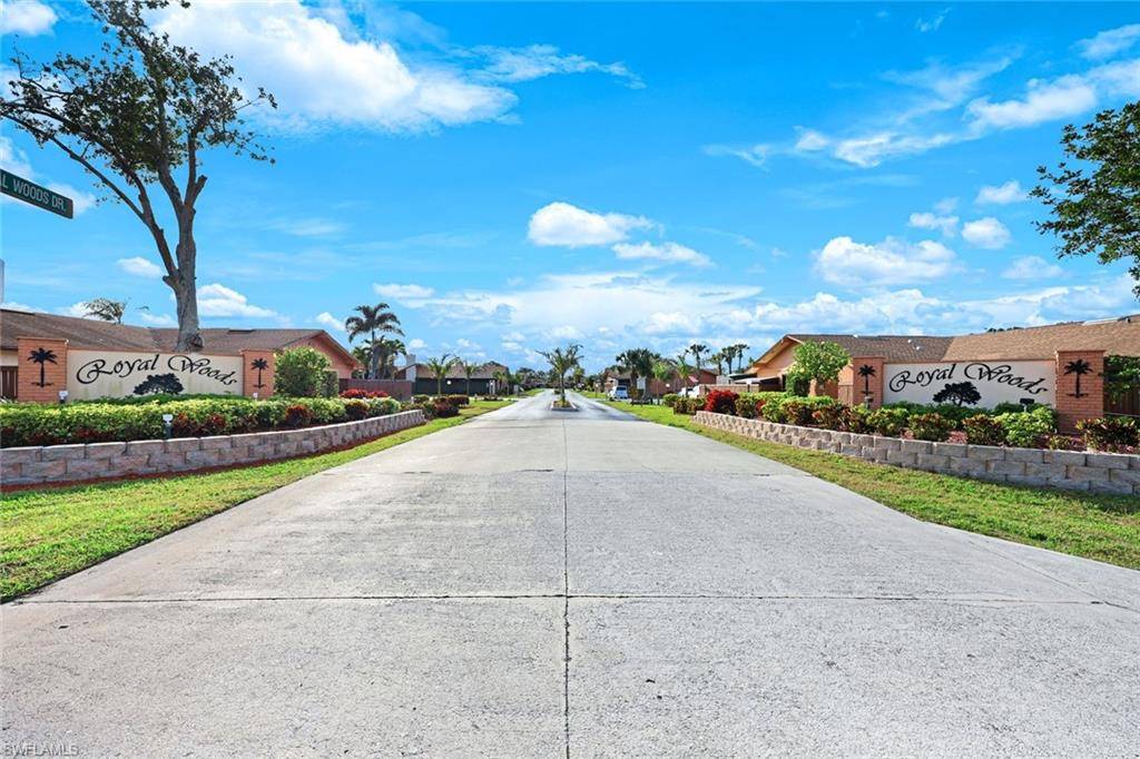 Fort Myers, FL 33908,6323 Royal Woods DR