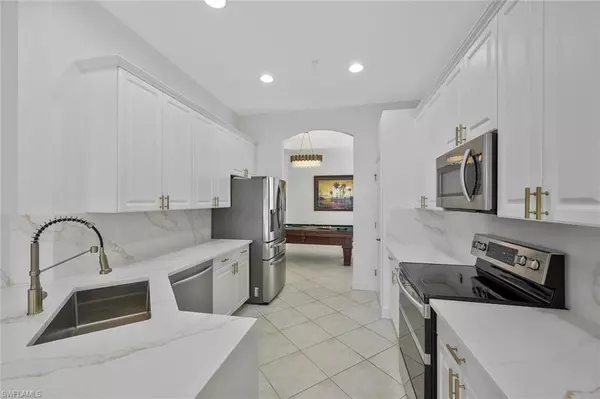 Miromar Lakes, FL 33913,10085 Valiant CT #201