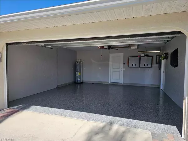 Fort Myers, FL 33908,6048 Birnam Wood LN