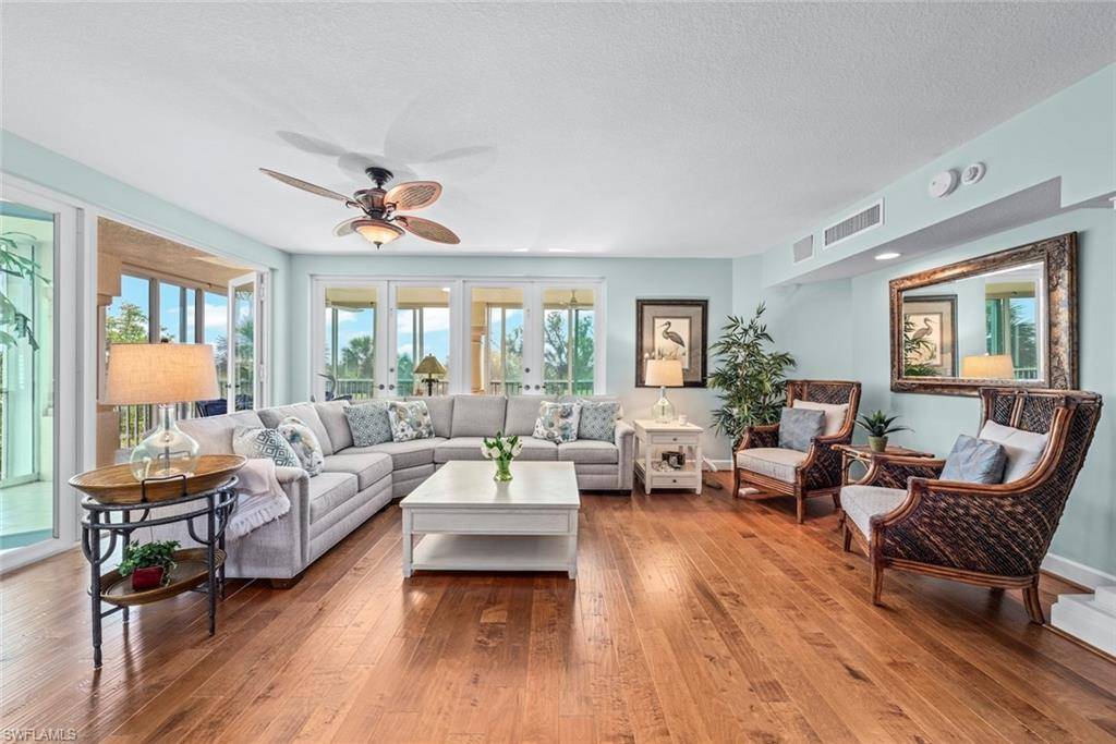 Sanibel, FL 33957,2675 Wulfert RD #3