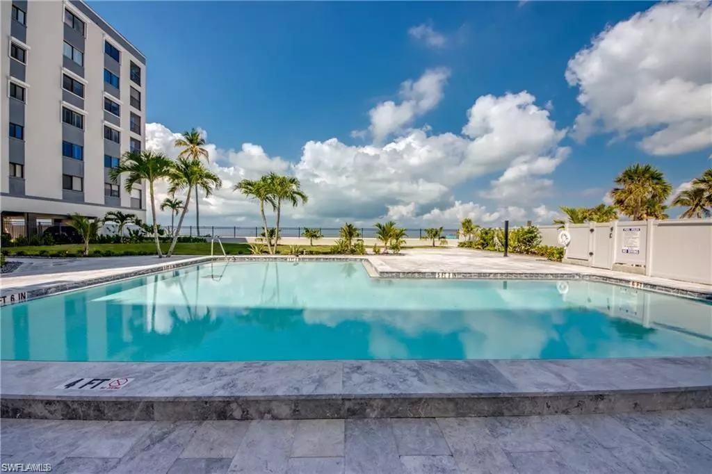 Fort Myers Beach, FL 33931,392 Estero BLVD #305