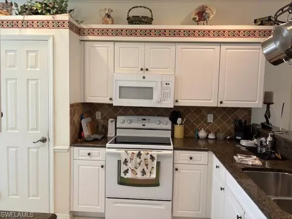Estero, FL 33928,20630 Country Barn DR