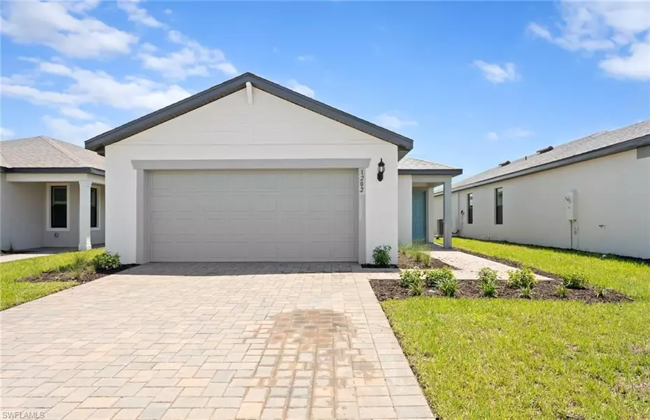 1202 Caloosa Cove DR, Labelle, FL 33935