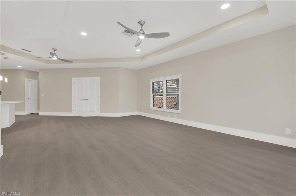 Naples, FL 34119,11408 Quail Village WAY #C-201