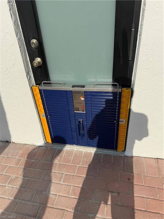 Fort Myers Beach, FL 33931,181 Ibis ST