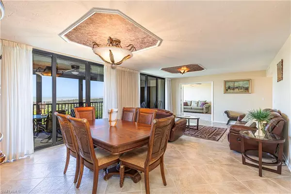 Naples, FL 34108,15 Bluebill AVE #803