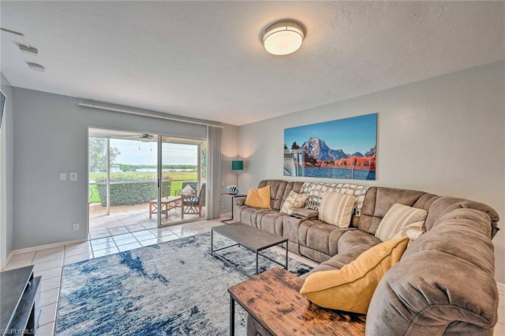 Naples, FL 34110,320 Horse Creek DR #102