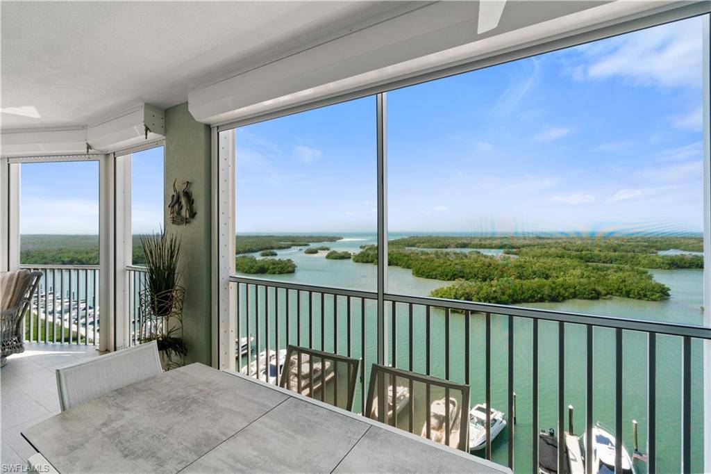 Naples, FL 34110,445 Dockside DR #A901