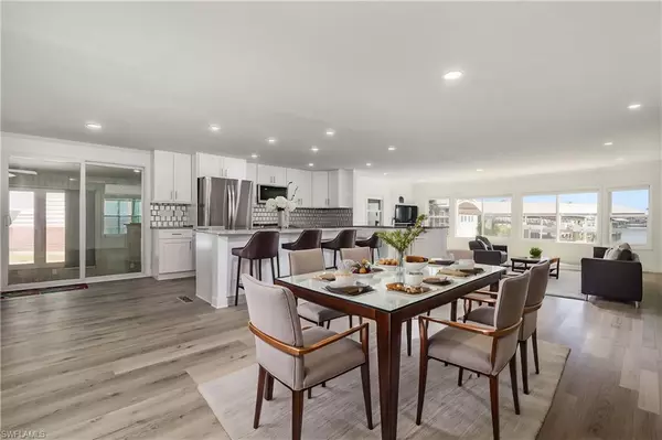 Fort Myers Beach, FL 33931,11181 Azalea LN