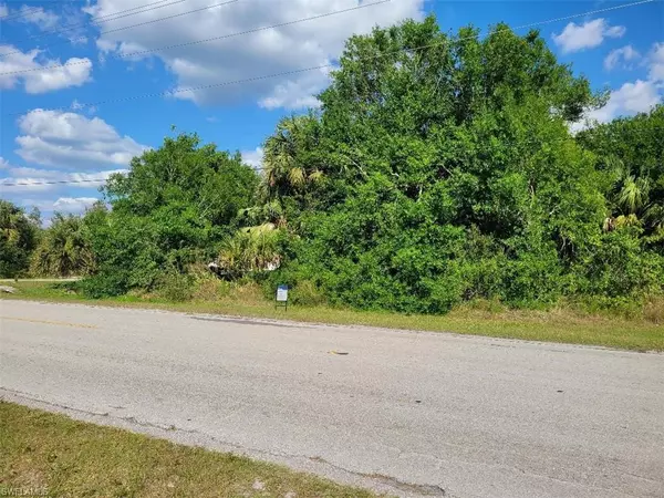 Naples, FL 34120,Everglades Blvd